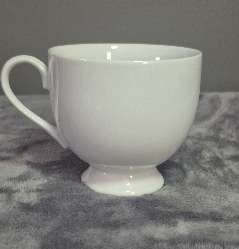 Beautiful Mikasa Classic Flair Tea Cup – Excellent Condition